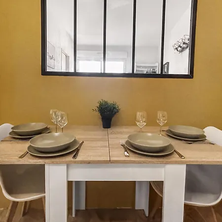 Apartment T2 Cosy Avec Terrasse & Parking A 2 Pas Du Port La Ciotat