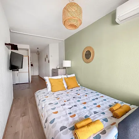 Apartment T2 Cosy Avec Terrasse & Parking A 2 Pas Du Port La Ciotat