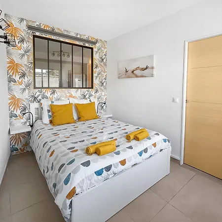 Apartment T2 Cosy Avec Terrasse & Parking A 2 Pas Du Port